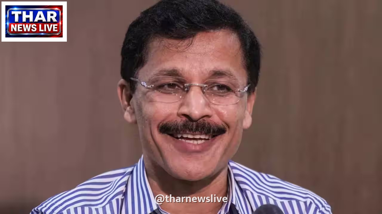 सार्वजनिक स्वास्थ्य से खिलवाड़ करने वाले विज्ञापनों पर सख्त हुए तुकाराम मुंडे, बॉलीवुड सितारों को दी चेतावनी