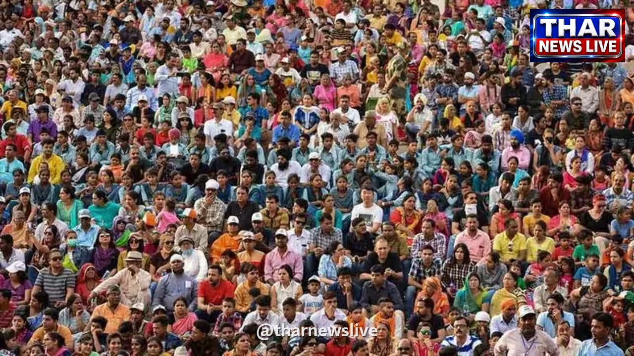 जनगणना 2027: 14 नए सवालों पर घमासान, क्या एनपीआर के लिए 'बैकडोर' का इस्तेमाल कर रही सरकार?